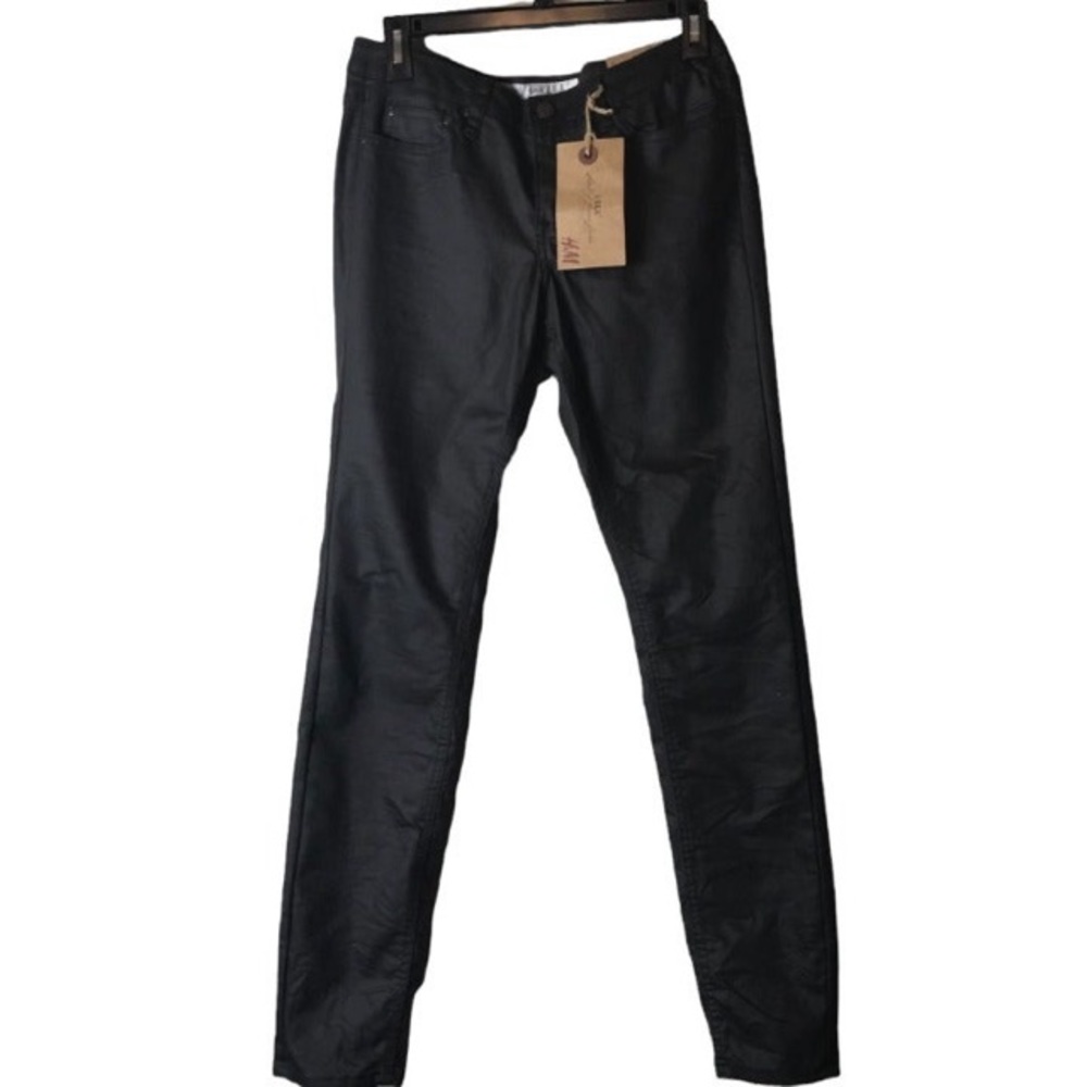L.O.G.G. H&M Black 5 Pockets Design Flat Front Slim Fit Jeans Size US 8